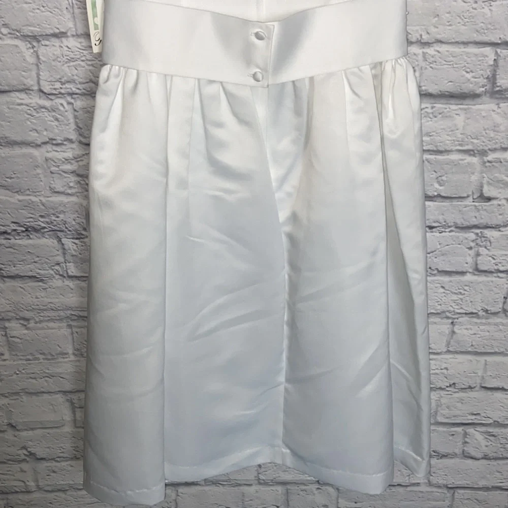 Bonnie Jean Girl's 12 1/2 White Pearl and Bow Layered Formal Dress